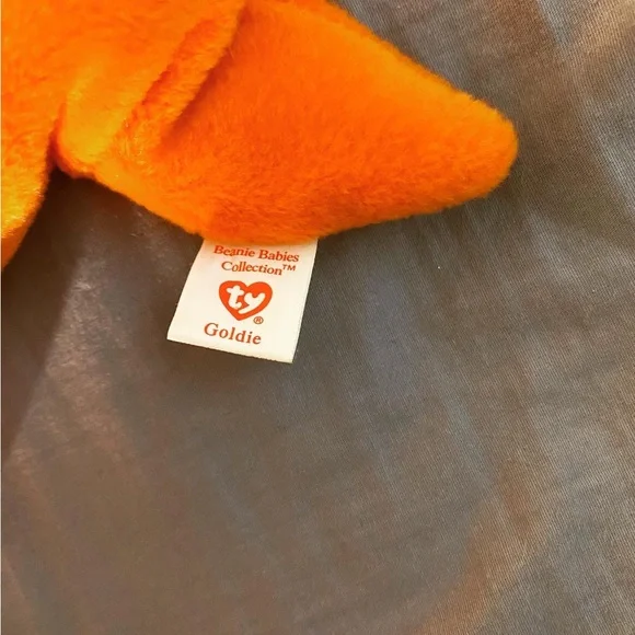 Vintage Goldie the goldfish Beanie Baby - Picture 4 of 4